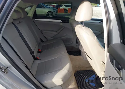 2012 Volkswagen Passat 2.5L Se из США, поврежденный, VIN 1VWBP7A39CC060588